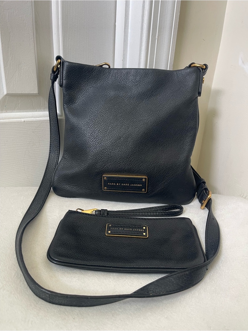 Marc by Marc Jacobs Black Leather Crossbody Bag with Wristlet